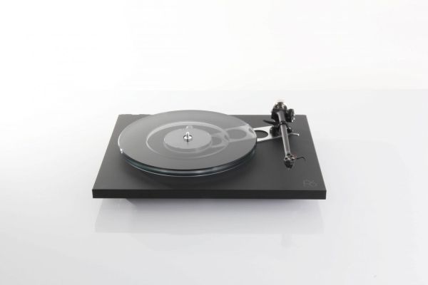 Rega Planar 6 - Plattenspieler